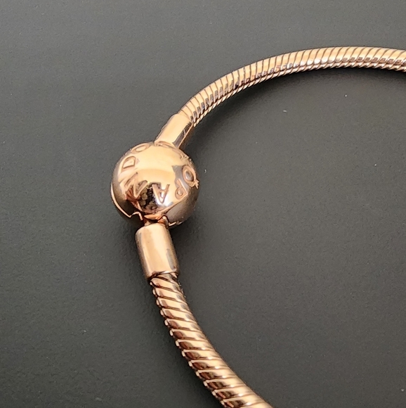 Authentic Pandora Moments Snake Chain Bracelet size 7 - Picture 6 of 6